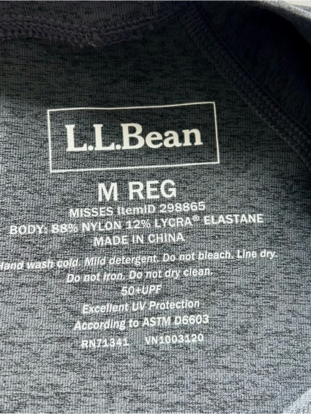 L.L.Bean Ladies Heather Charcoal Crew Neck Swim Shirt. UPF 50+ - Picture 3 of 6